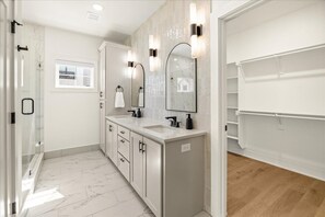 Hair dryer, towels, soap, shampoo