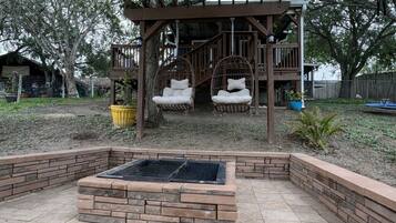 Tina de hidromasaje al aire libre