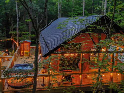 Cowboy Pool, Hot Tub, Sauna - A Reset Retreat