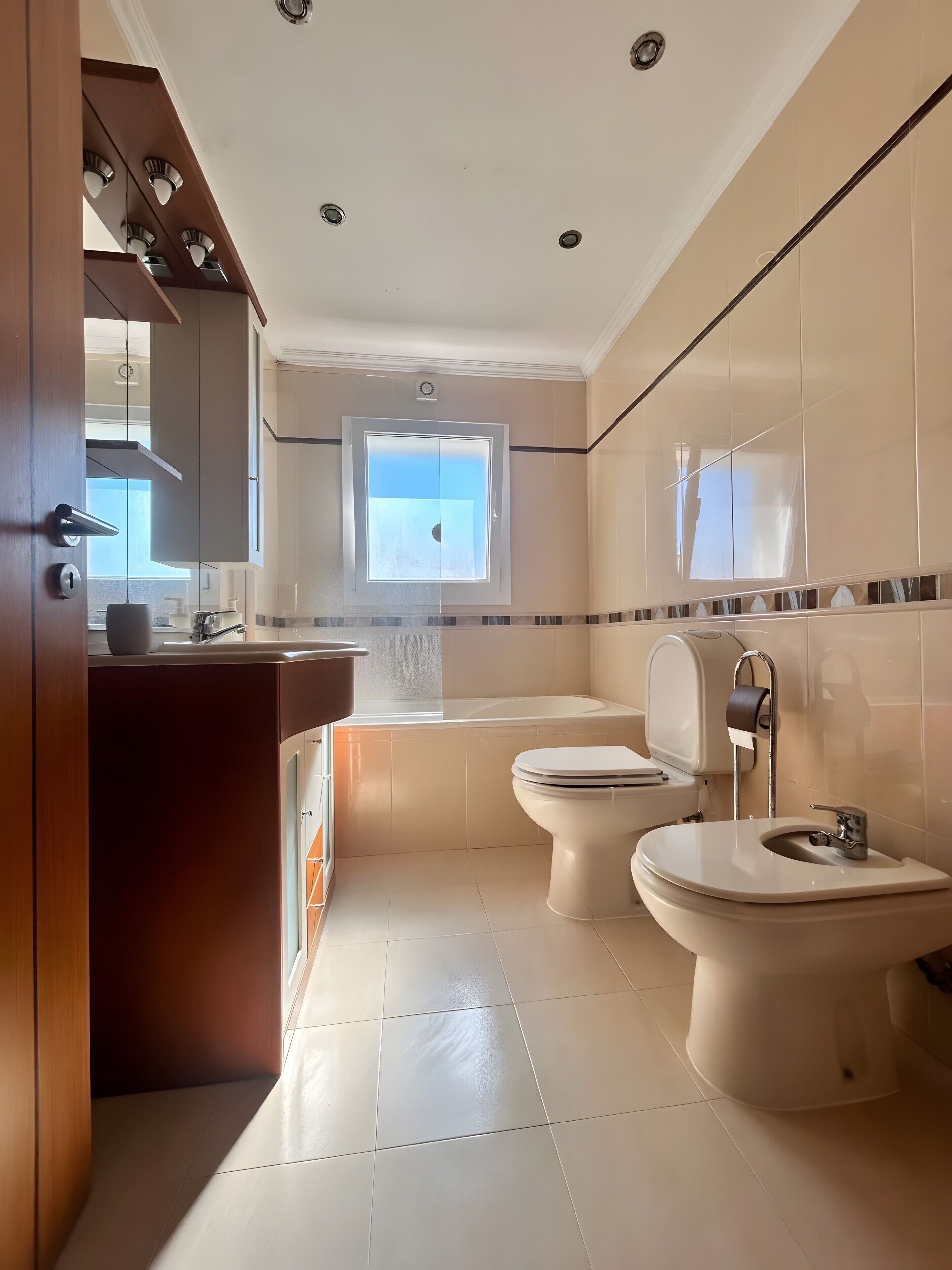 Shower, towels