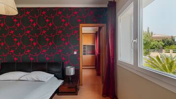 3 bedrooms, WiFi, bed sheets