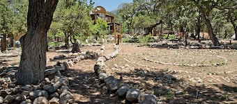 Golden Harmony Cottage