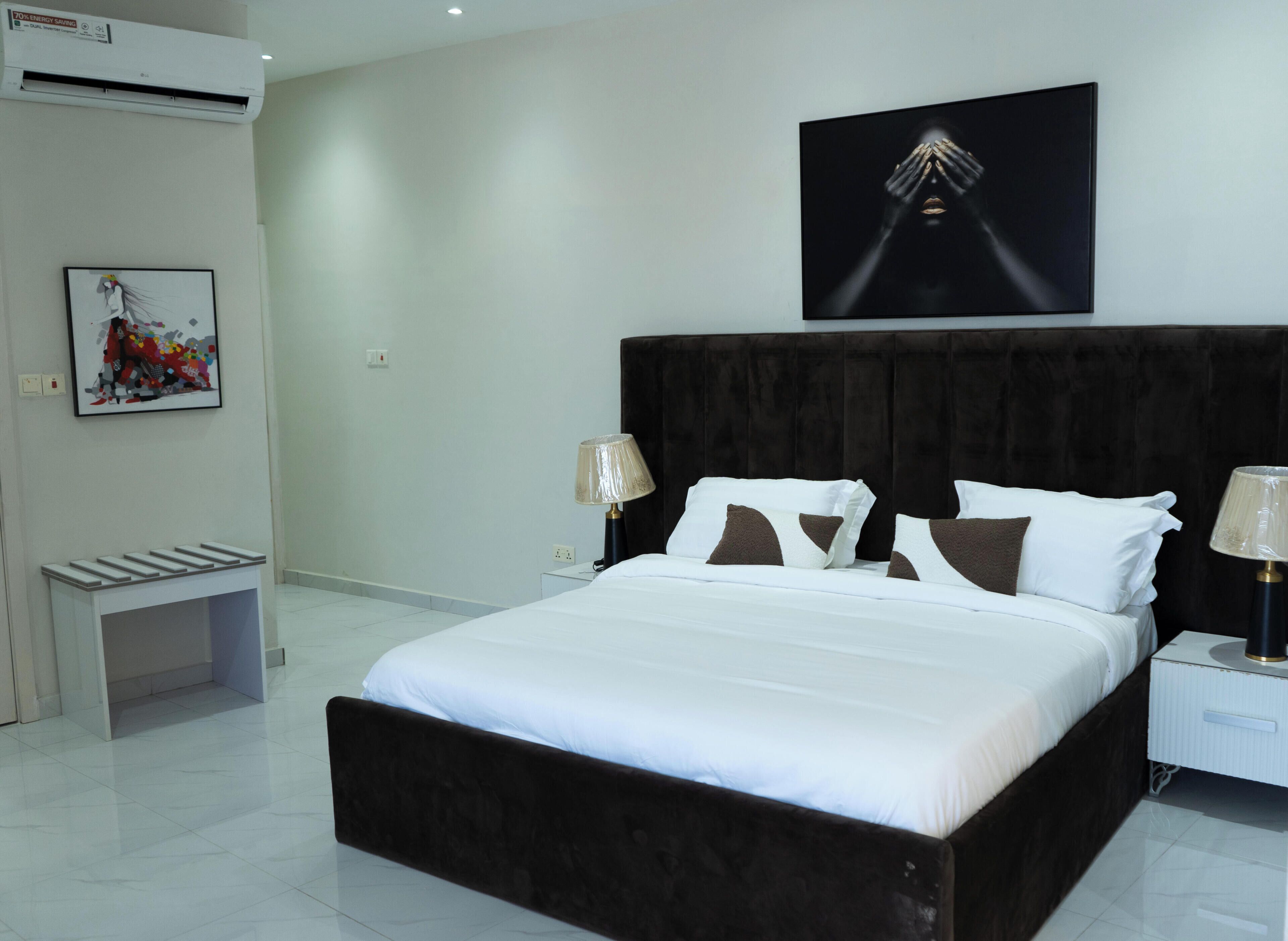 1 bedroom, iron/ironing board, WiFi