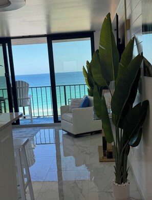 Interior - WOW! OCEAN FRONT Resort at Edgewater! Fully Renovated Coastal Escape (Panama City)