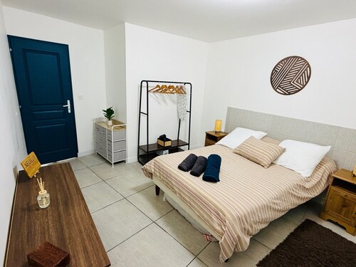 Neuilly House Chic & Cosy | Ideally Located