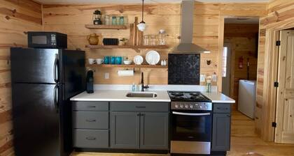 Cozy house in rural Elko, close to GA National Fairgrounds.