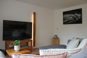 Living area - Vacation apartment with its own sauna (Hofsgrund)