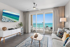 Smart TV, DVD player, books, stereo - Majestic Sun B409•Remodeled•Pools & Hot Tubs•Views•Beach Gear•Pickleball+Tennis (Miramar Beach)