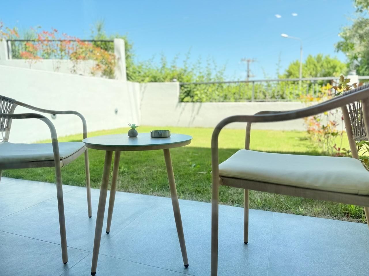 Deluxe Apartment, Balcony, Garden View | Terrace/patio