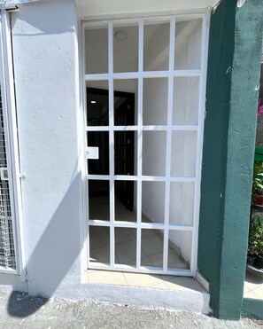 Entrada de la propiedad