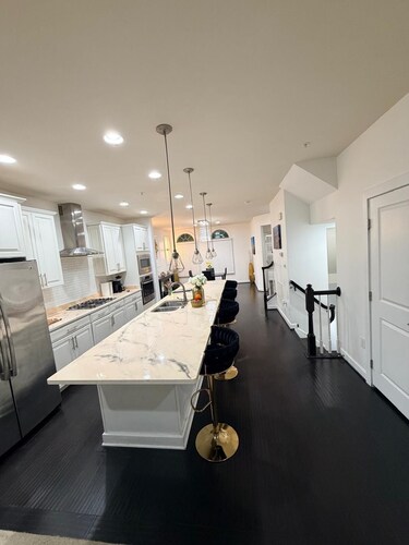 Premium Modern Luxe Retreat Near BWI & Arundel Mills