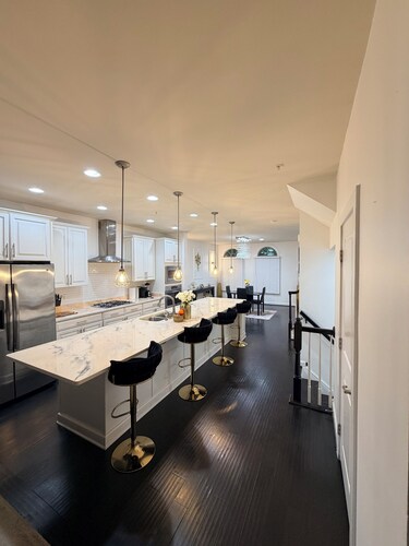 Premium Modern Luxe Retreat Near BWI & Arundel Mills