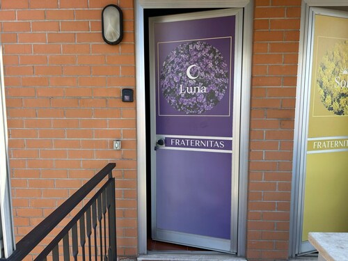 Large apartment with parking view of Assisi near the Porziuncola - Luna