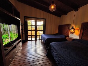 4 bedrooms, Internet, bed sheets - Large Luxury Cottage in Residential Subdivision (Mazamitla)