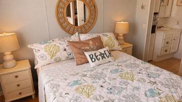 3 chambres, fer et planche à repasser, Wi-Fi gratuit, draps fournis