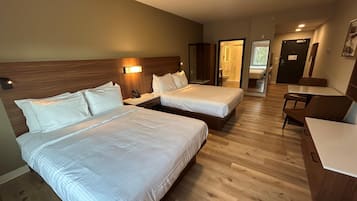 Standard Room, 2 Queen Beds, Non Smoking, Kitchen