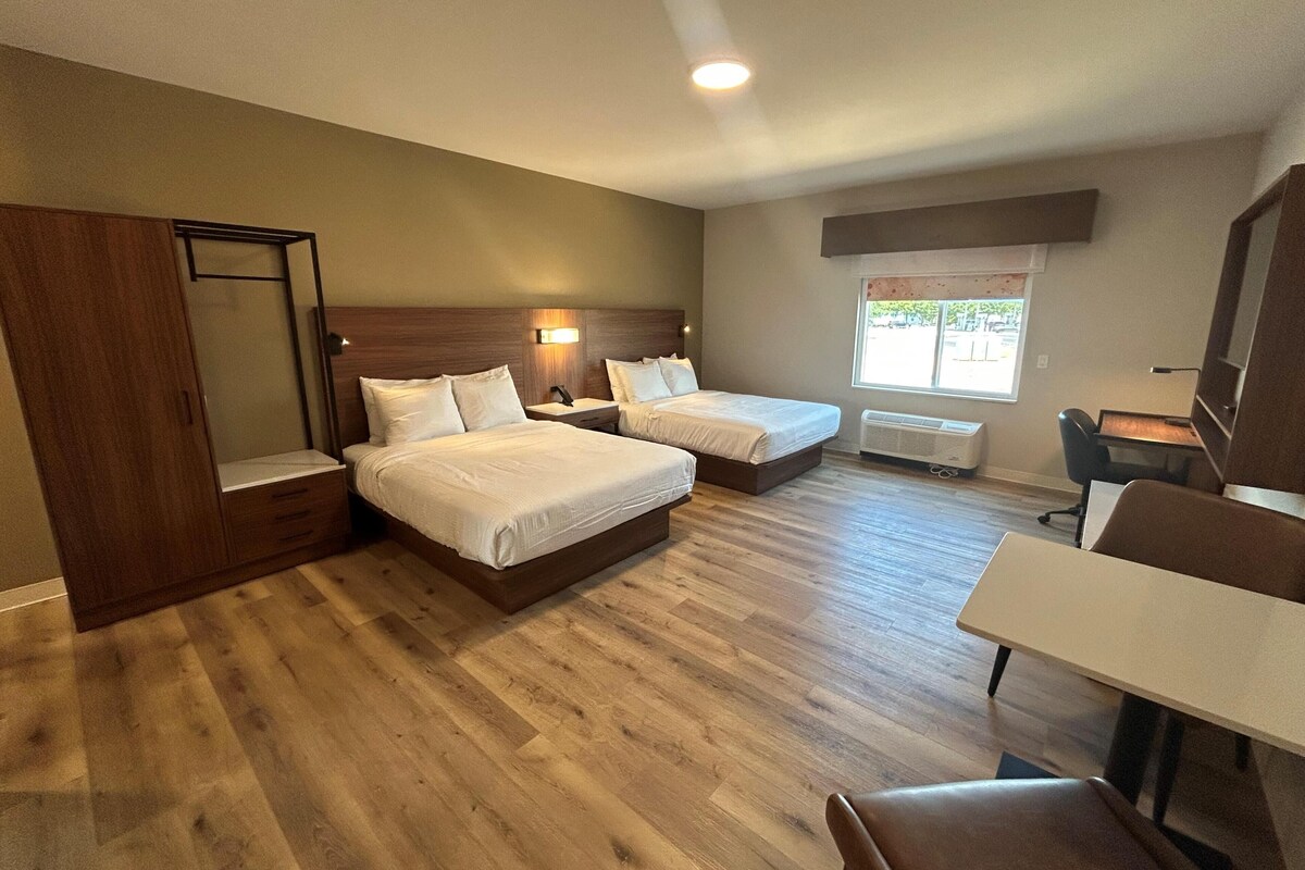 Chambre Standard, 2 grands lits, accessible aux personnes à mobilité réduite, cuisine