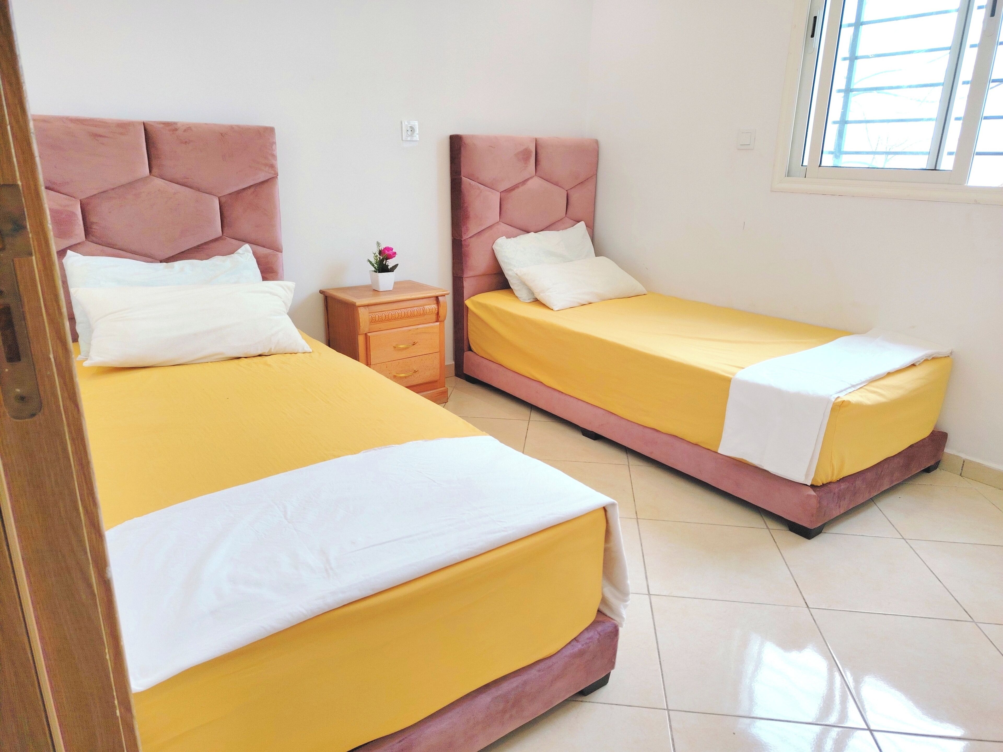 2 bedrooms