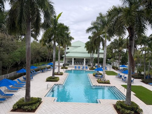 Luxury 1BR at Providence at Doral Resort 1070 sqft