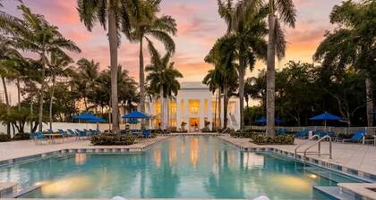 Villa Verde Resort Pool Spa Gym MIA Airport