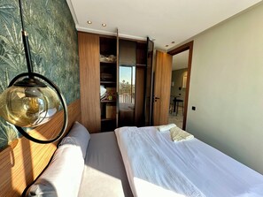 1 chambre, fer et planche à repasser, Wi-Fi, draps fournis