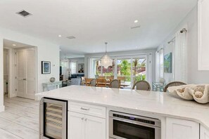 Interior - Pool/Spa - Reef Romance by SeaBreeze Vacation (Anna Maria)