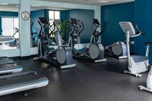Fitness facility - 2-bedroom resort in fantastic San Diego with AC and fitness room (San Diego)