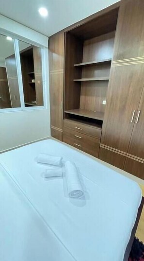 WiFi, bed sheets - Cai Vale do Lili (Cali)