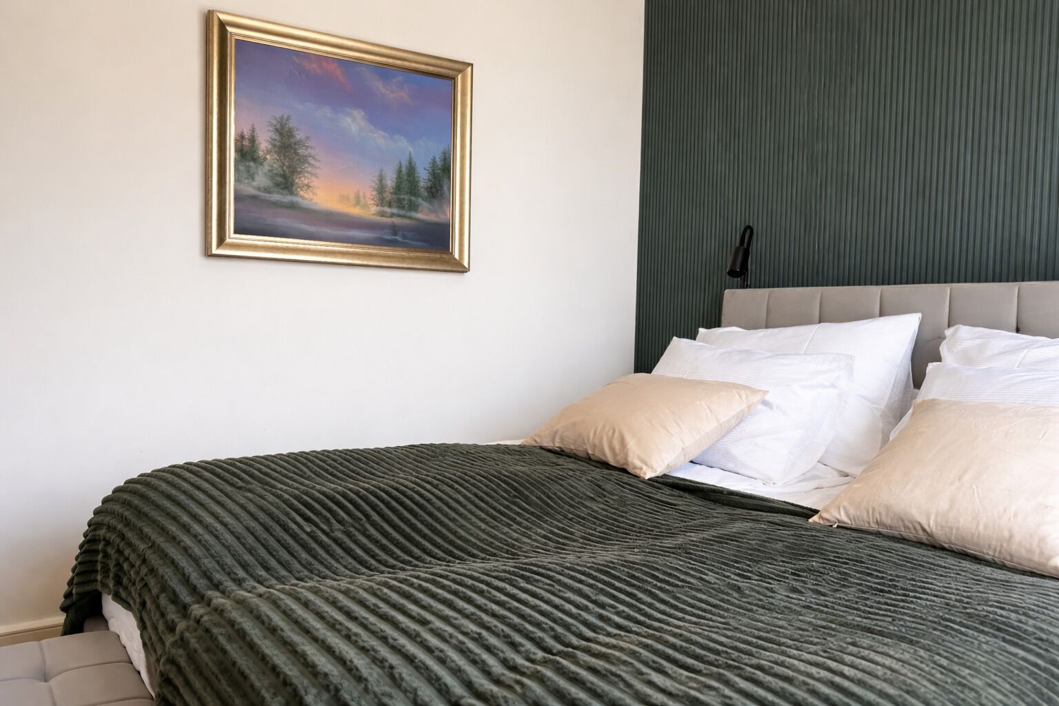 2 chambres, fer et planche à repasser, Wi-Fi, literie fournie