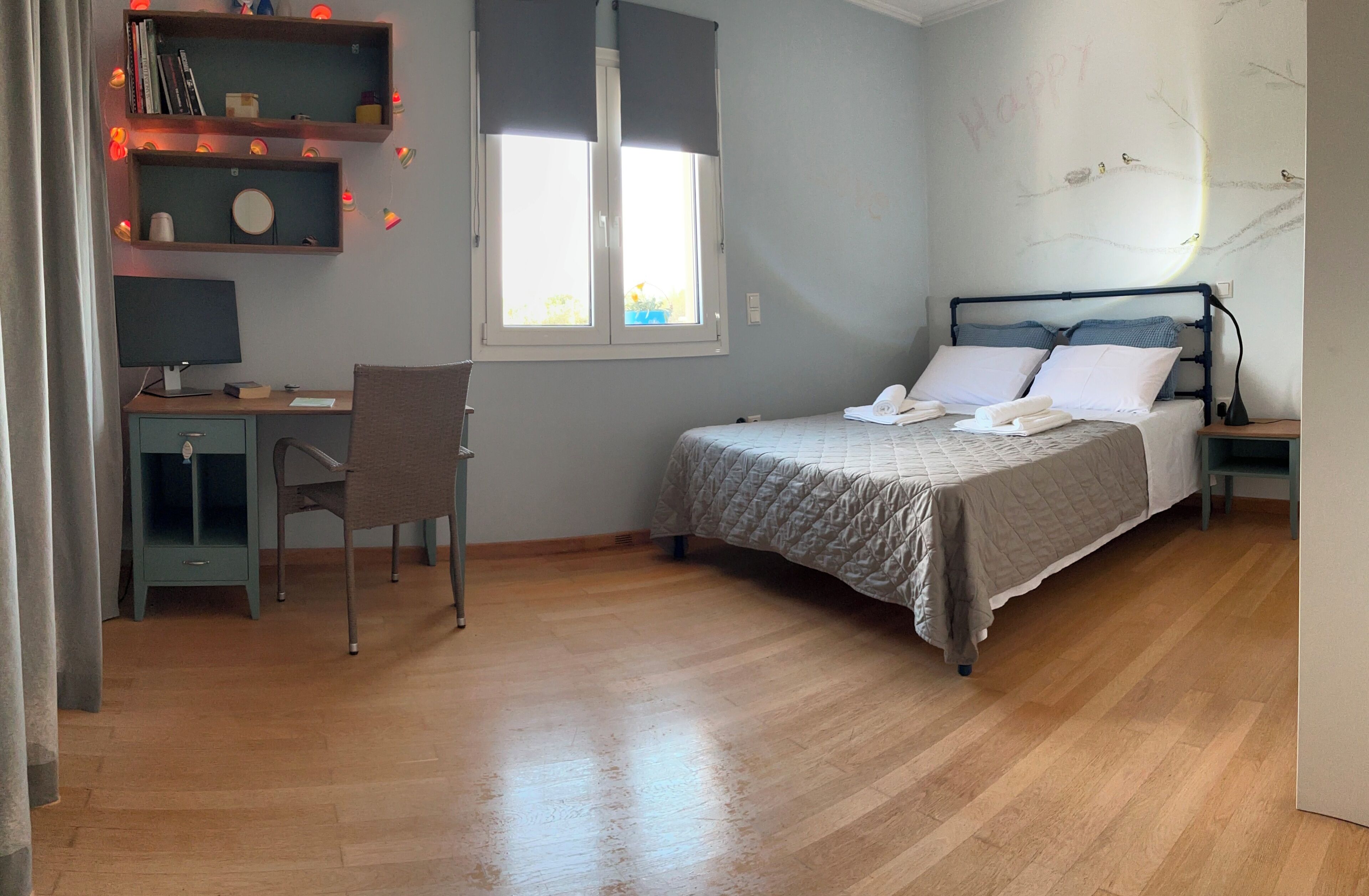 3 chambres, fer et planche à repasser, Wi-Fi, draps fournis