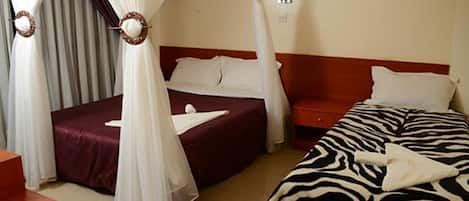 Deluxe Double Room | In-room safe, free WiFi