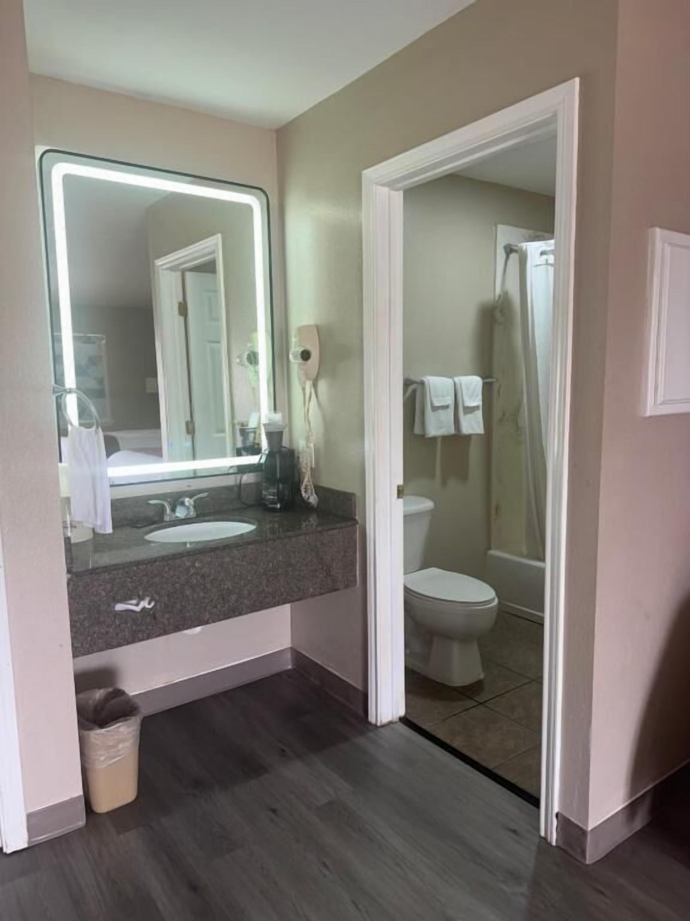 Chambre Double Deluxe | Salle de bain