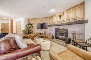 TV, fireplace - Walk to Slopes | Cimarron Chalet | Prime Location! (Breckenridge)
