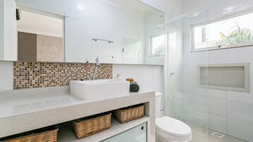 Deluxe-Haus, Veranda | Badezimmer