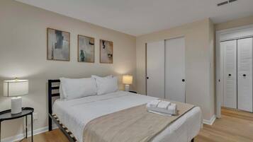 1 chambre, fer et planche Ă repasser, Wi-Fi, draps fournis