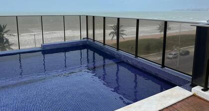 Atlantic View 309 - Elegance and Comfort on the Intermares Beachfront for 5 people