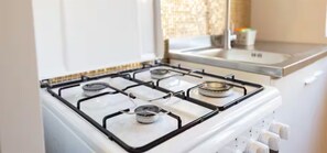 Private kitchen - [Olbia] House with Wi-fi Parking near waterfront (Olbia)