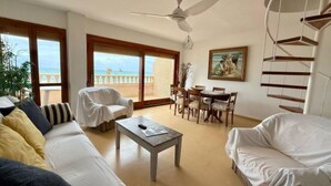 Living area - APARTAMENTO MISTRAL BEACH by Interhome (El Campello/Villajoyosa)