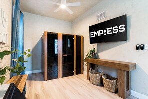 Interior - StayAtlas Retreat w/ Pool, Gym, Sauna, Games, BBQ (St. Louis)