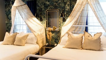 Luxury House, Multiple Bedrooms, Non Smoking, Private Pool