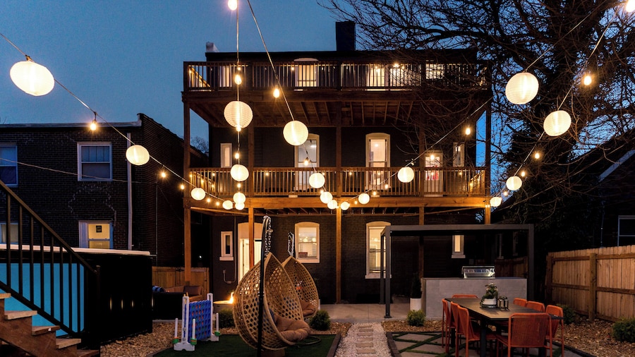StayAtlas Retreat w/ Pool, Gym, Sauna, Games, BBQ