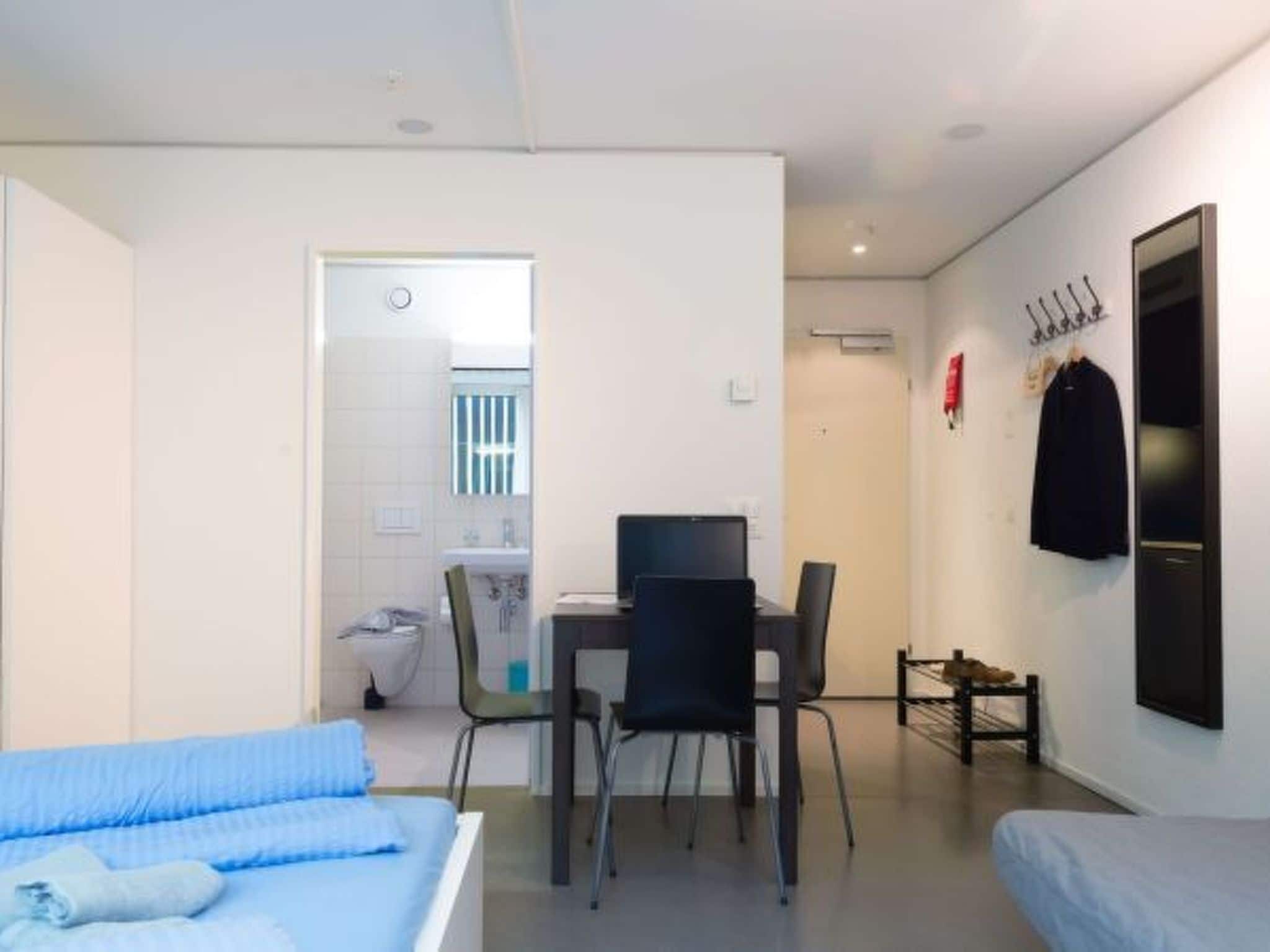 1 bedroom, Internet