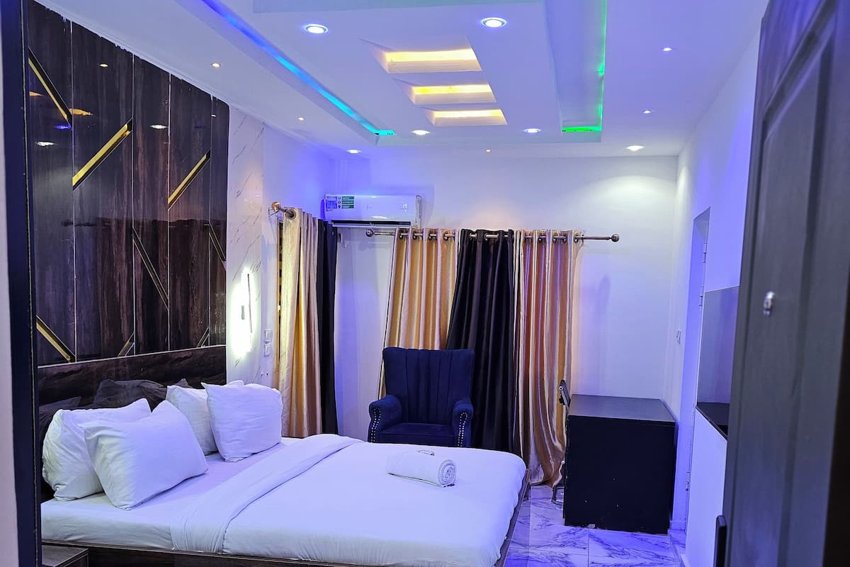 Superior Single Room, City View | Free WiFi