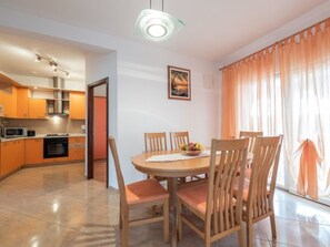 Dining - Beachside Holiday Home Marija by Interhome (Vir)