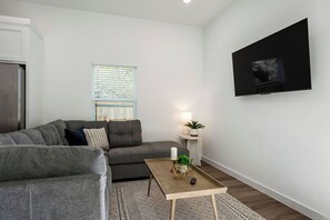 Living area - All New Beautiful New Build, Come and See! (Commerce)
