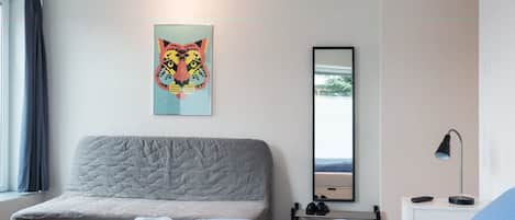 1 bedroom, Internet