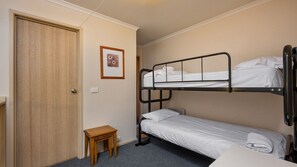2 bedrooms, iron/ironing board, free WiFi - Freedom - Dinner Plain (Dinner Plain)