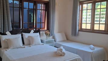 Departamento Confort, vista al jardín | Escritorio y wifi gratis