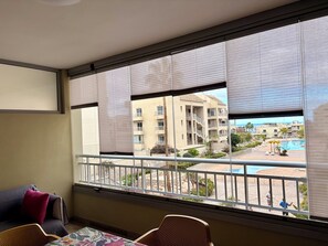 Interior - Light, sea and swimming pool: your perfect base for teleworking in Palm-Mar, Tenerife South. (Palm-Mar)