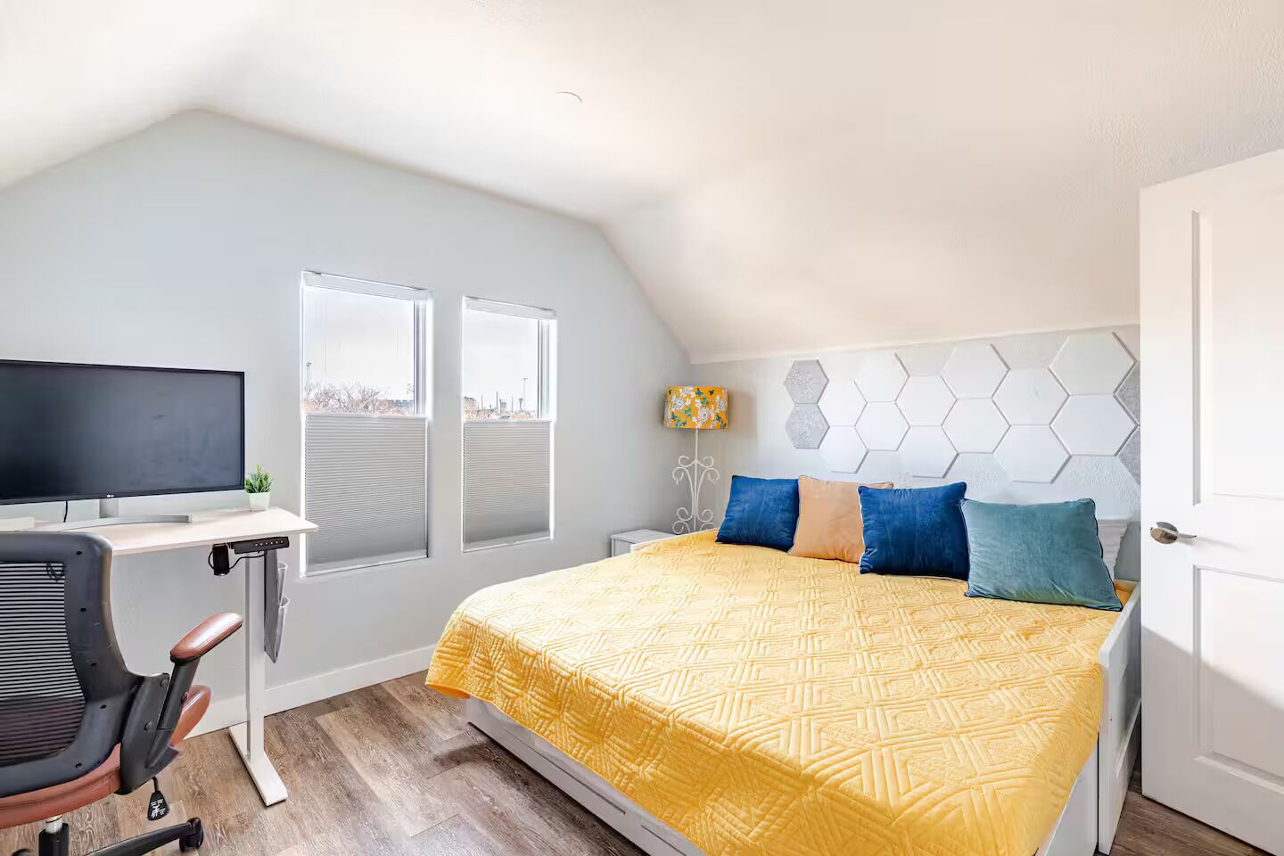 5 Schlafzimmer, Bügeleisen/Bügelbrett, WLAN, Bettwäsche